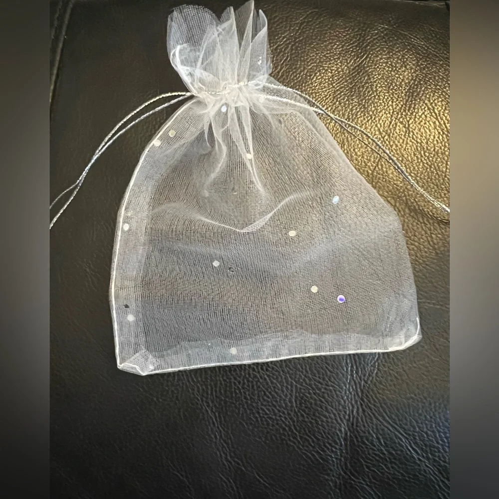 New Drawstring Jewelry Pouch/Gift Bags